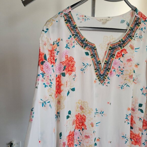 Linda Anderson Peasant Boho Floral 3/4 Sleeve Embroidered Tunic (Plus Size: XXL) - Picture 3 of 15